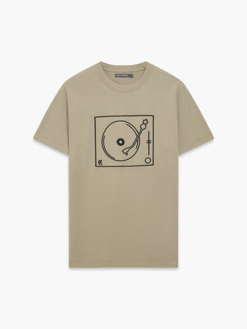 Short Sleeve Turntable Embroidered Graphic T-Shirt