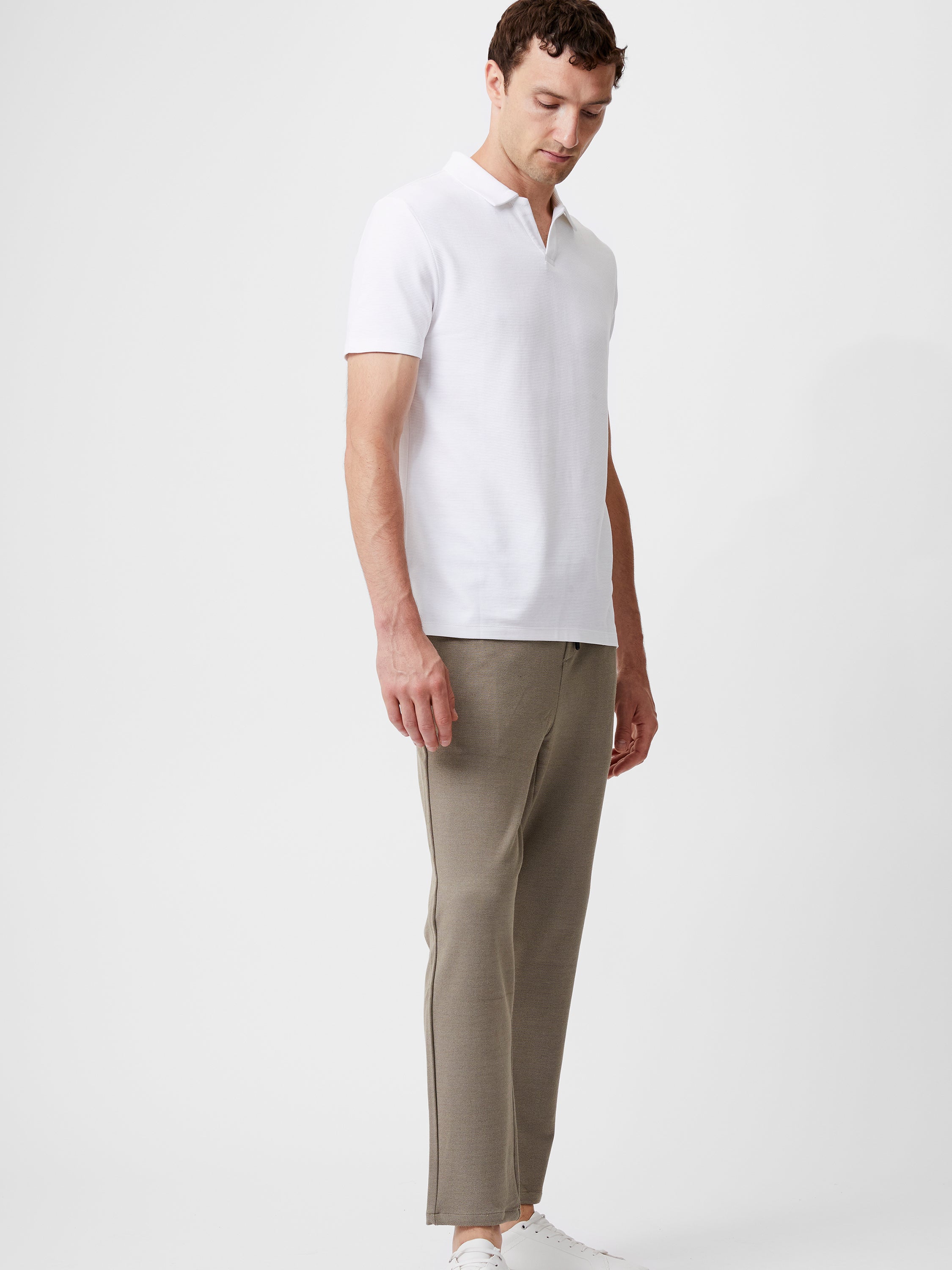 Ottoman Trophy Neck T-Shirt