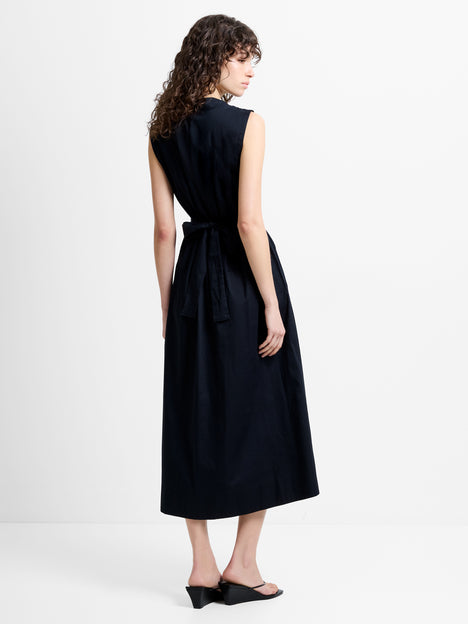 Poplin Sleeveless Monochrome Floral Corsage Midi Dress