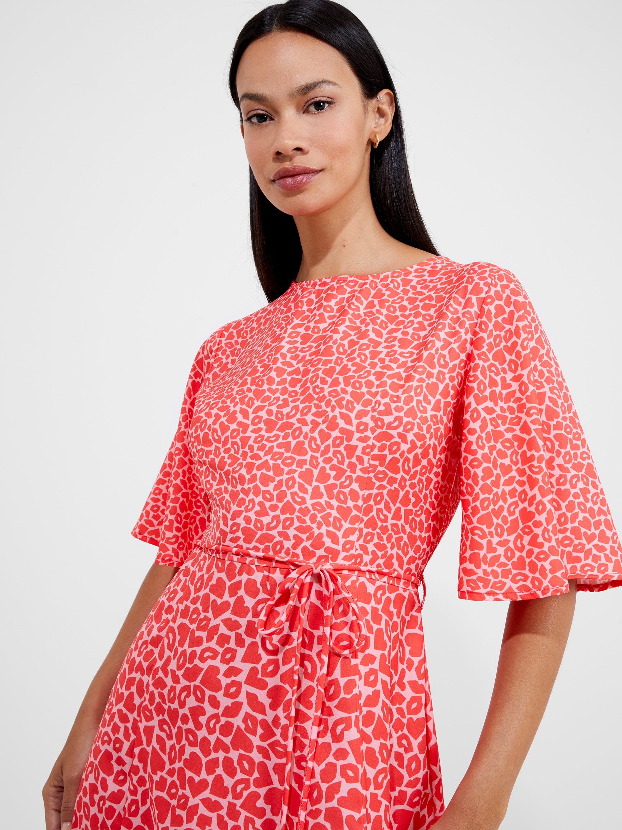 Kiss Print Angel Sleeve Dress