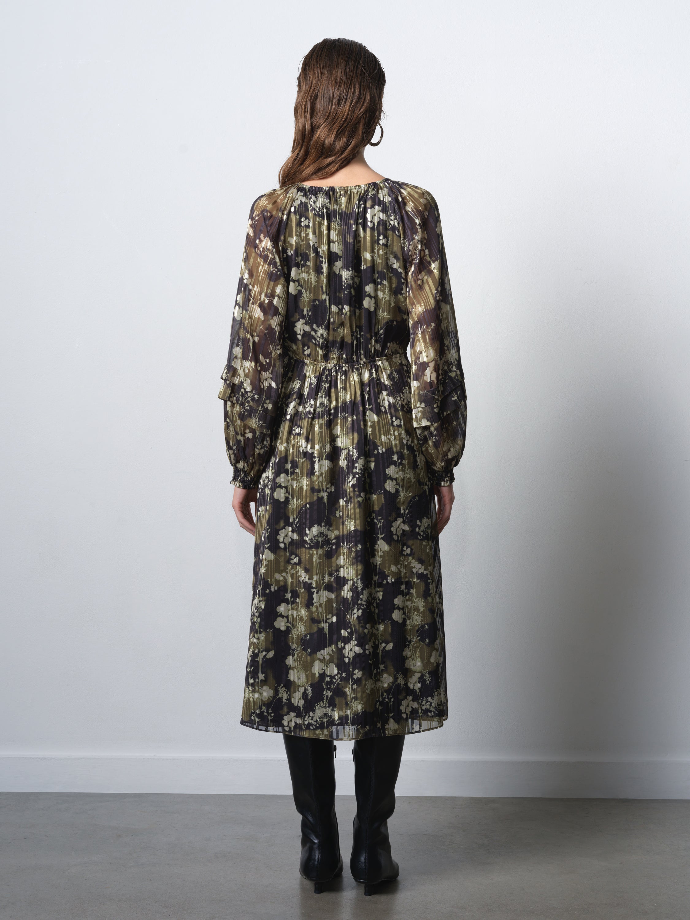 Lizzy Madeline Crepe Puff Sleeve Dress