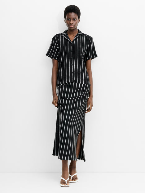 Crochet Knit Striped Black Short Sleeve Shirt