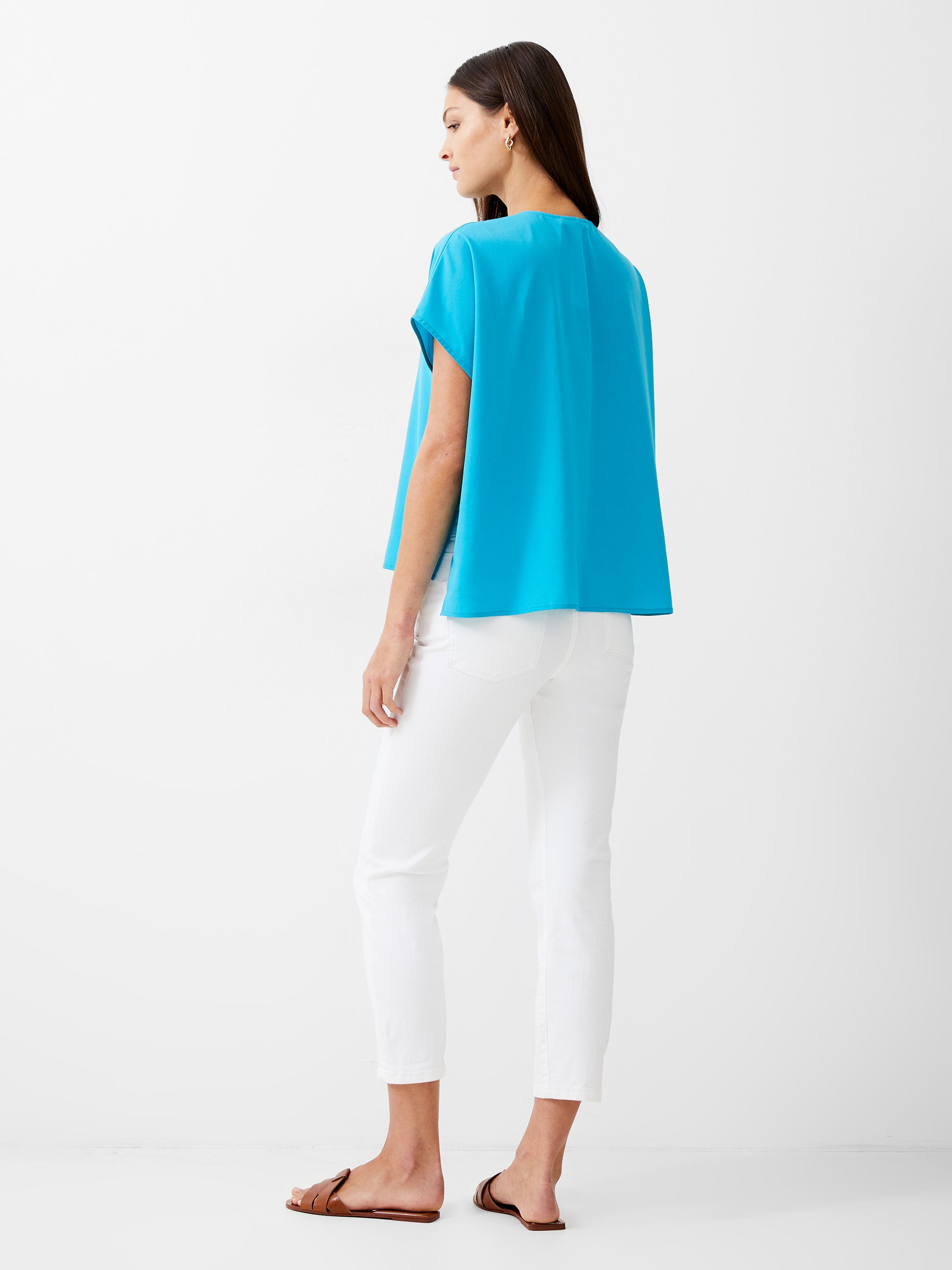 Vee Boxy Crepe Light Top