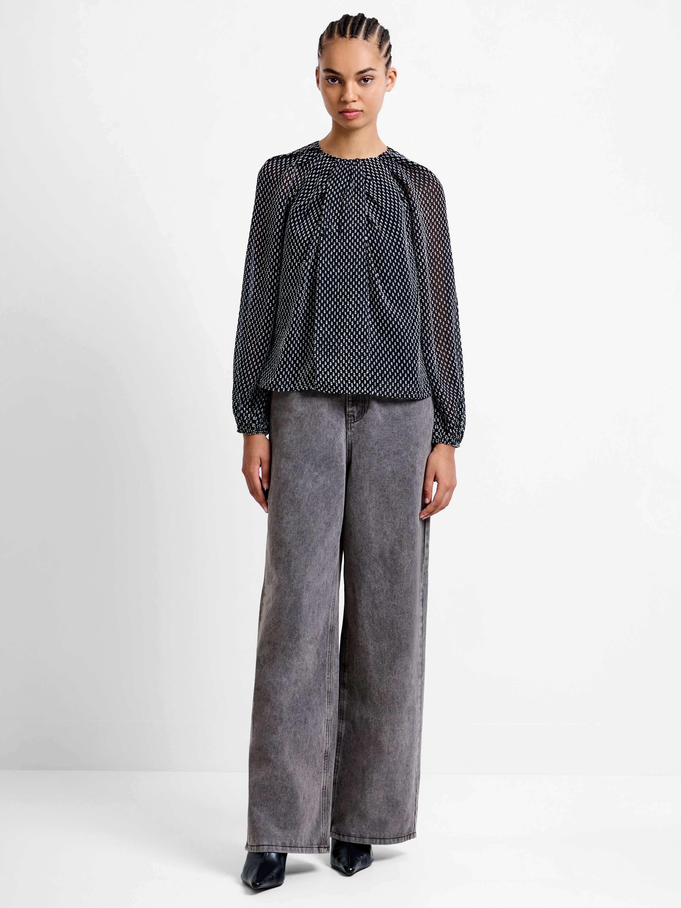 Stacey Dobby Twist Top