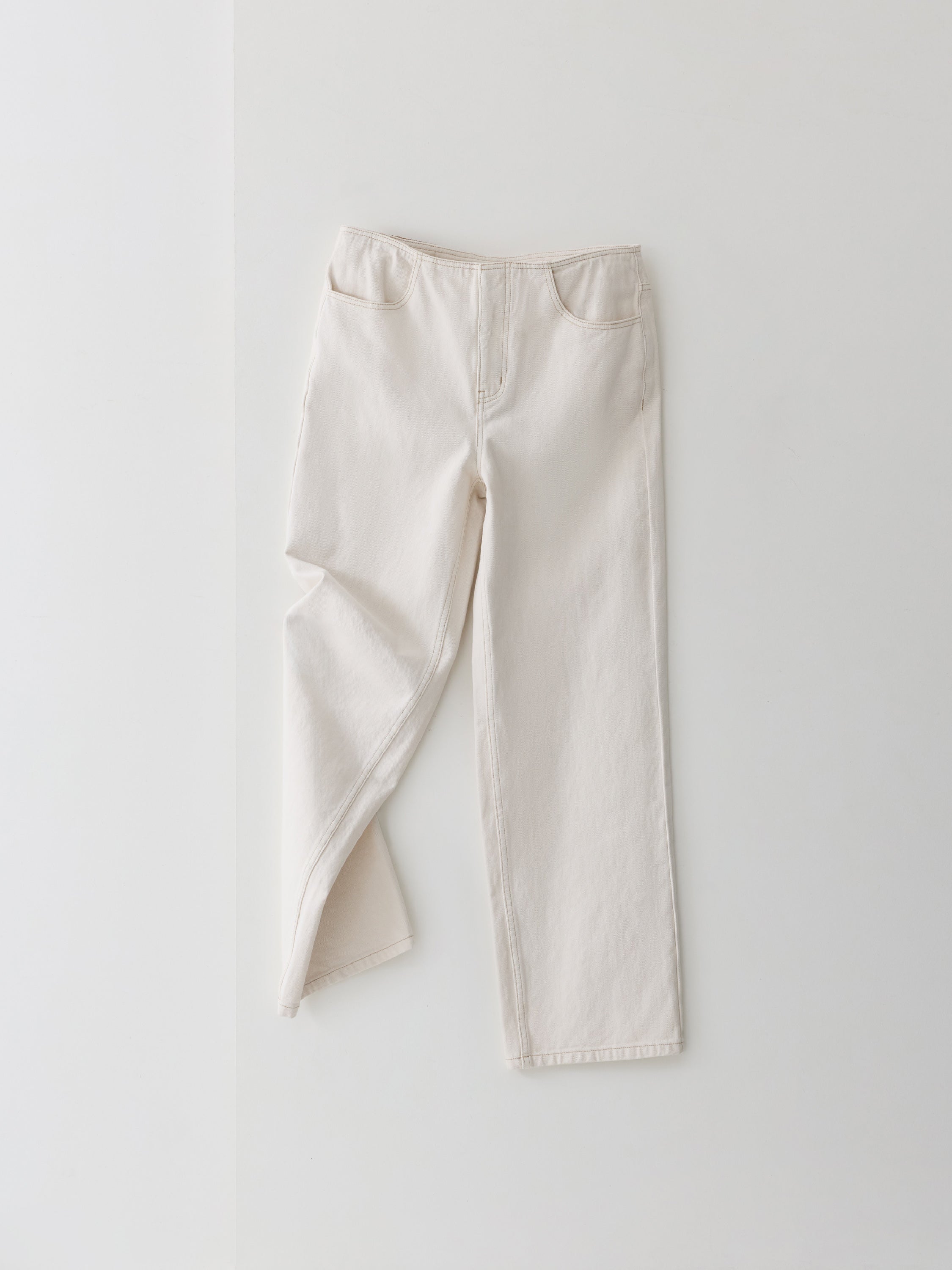 Dallas Denim Clean Waist Cream Straight Leg Jeans