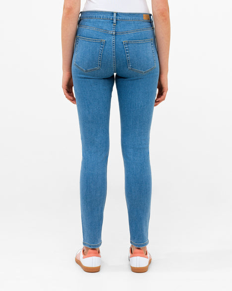 Soft Stretch Denim High Rise Skinny Jeans 30 Inch