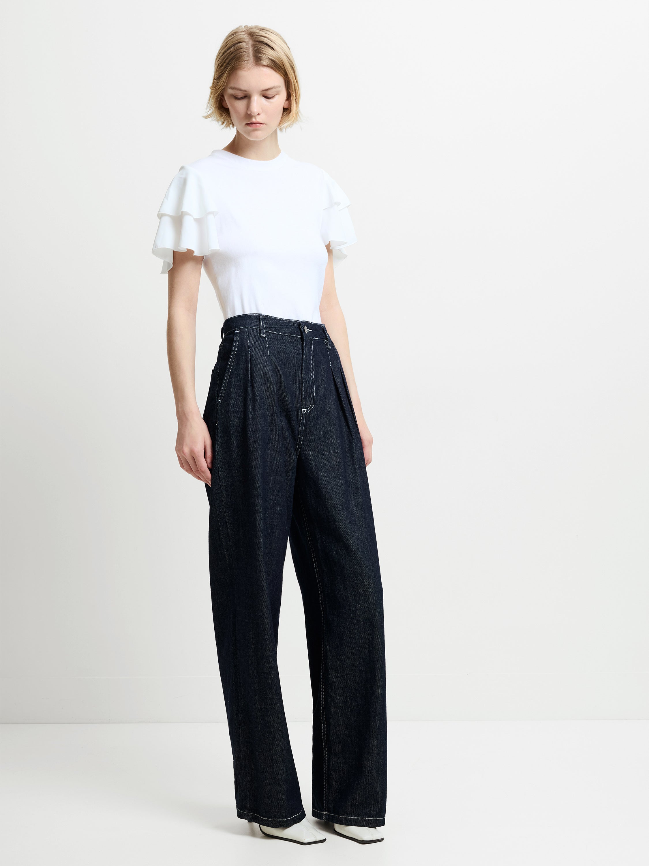 Finley Denim Wide Leg Jeans 32 Inch