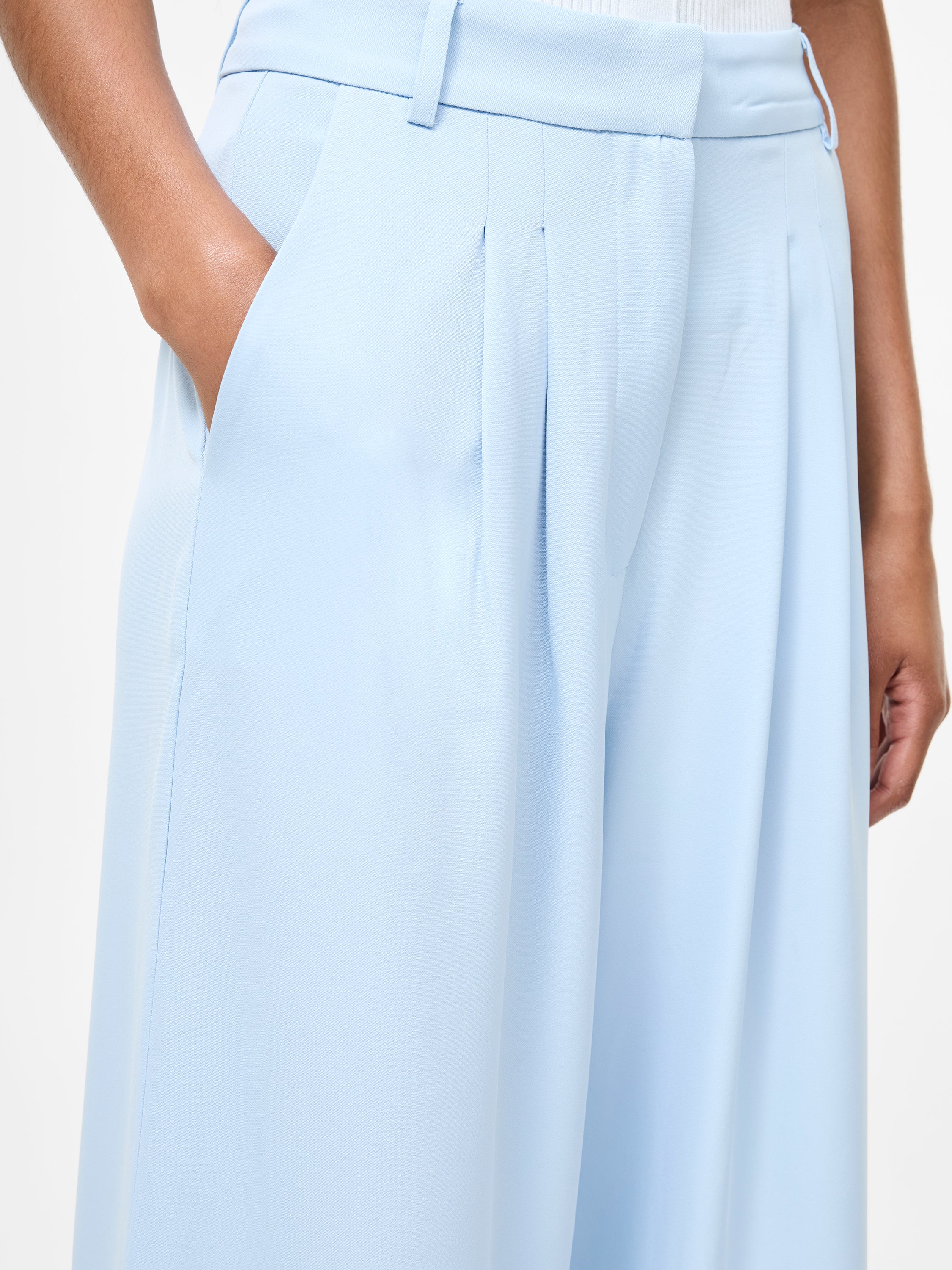 Sleek Tailored Wide Leg Suit Trousers