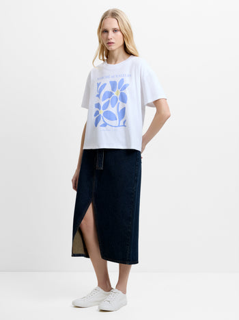 Flower Market Peached Cotton White Graphic T-Shirt