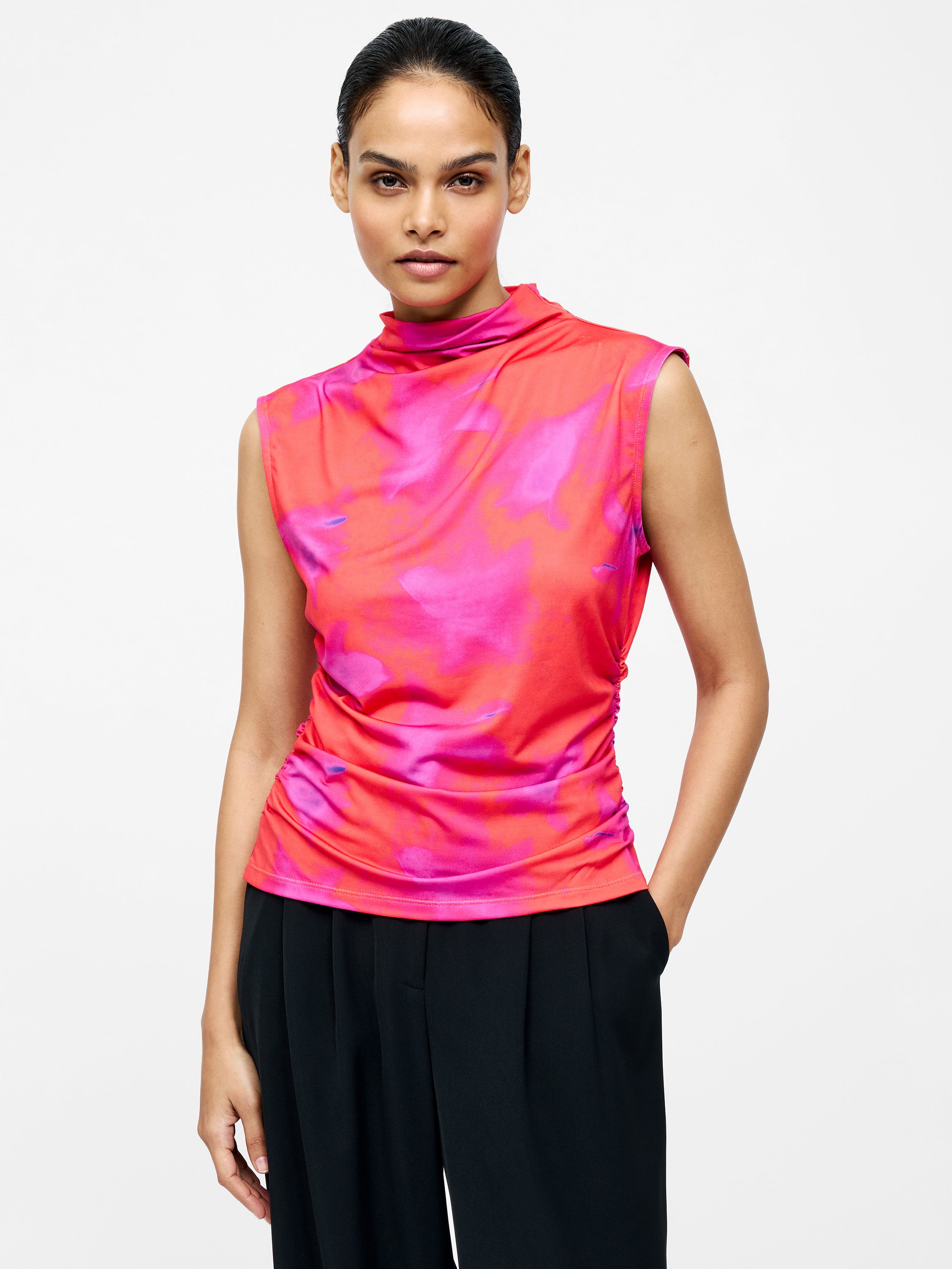 Christy Ruched Sleeveless Top