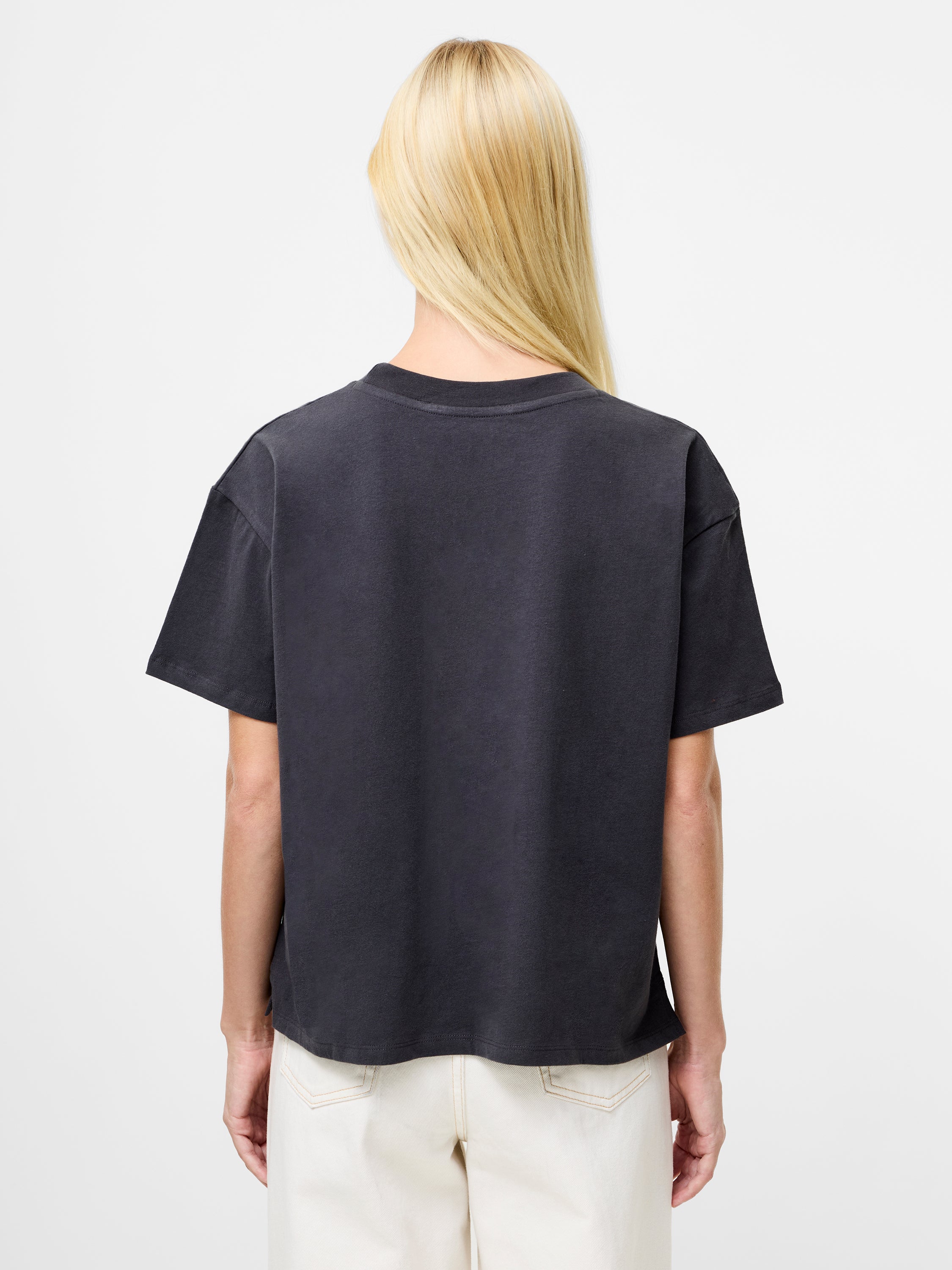 Belle Fleurs Peached Graphic T-Shirt