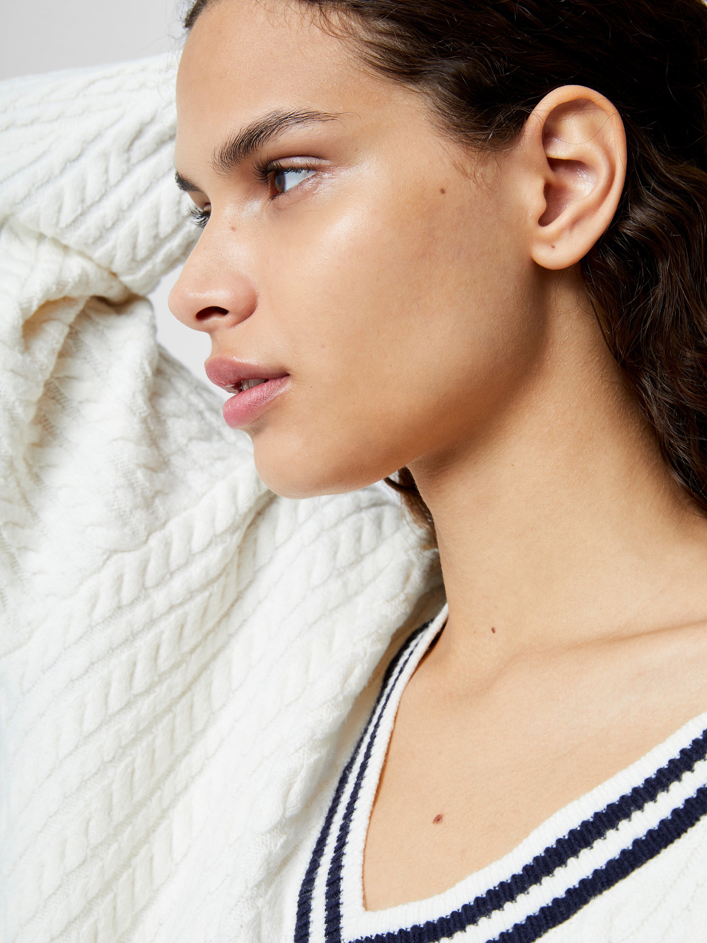 Babysoft Cable V-Neck Jumper