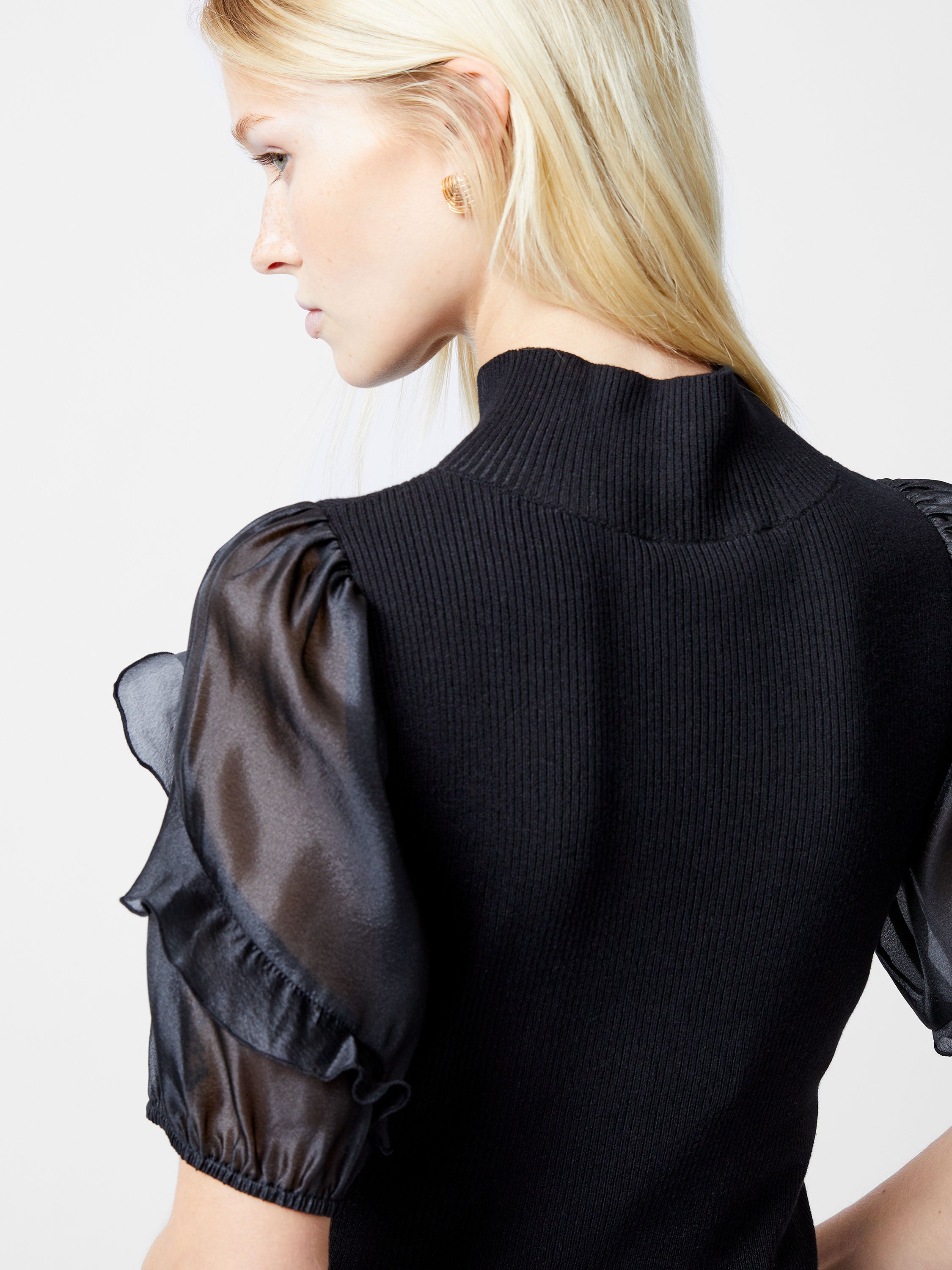 Kristine Organza Short Puff Sleeve Top