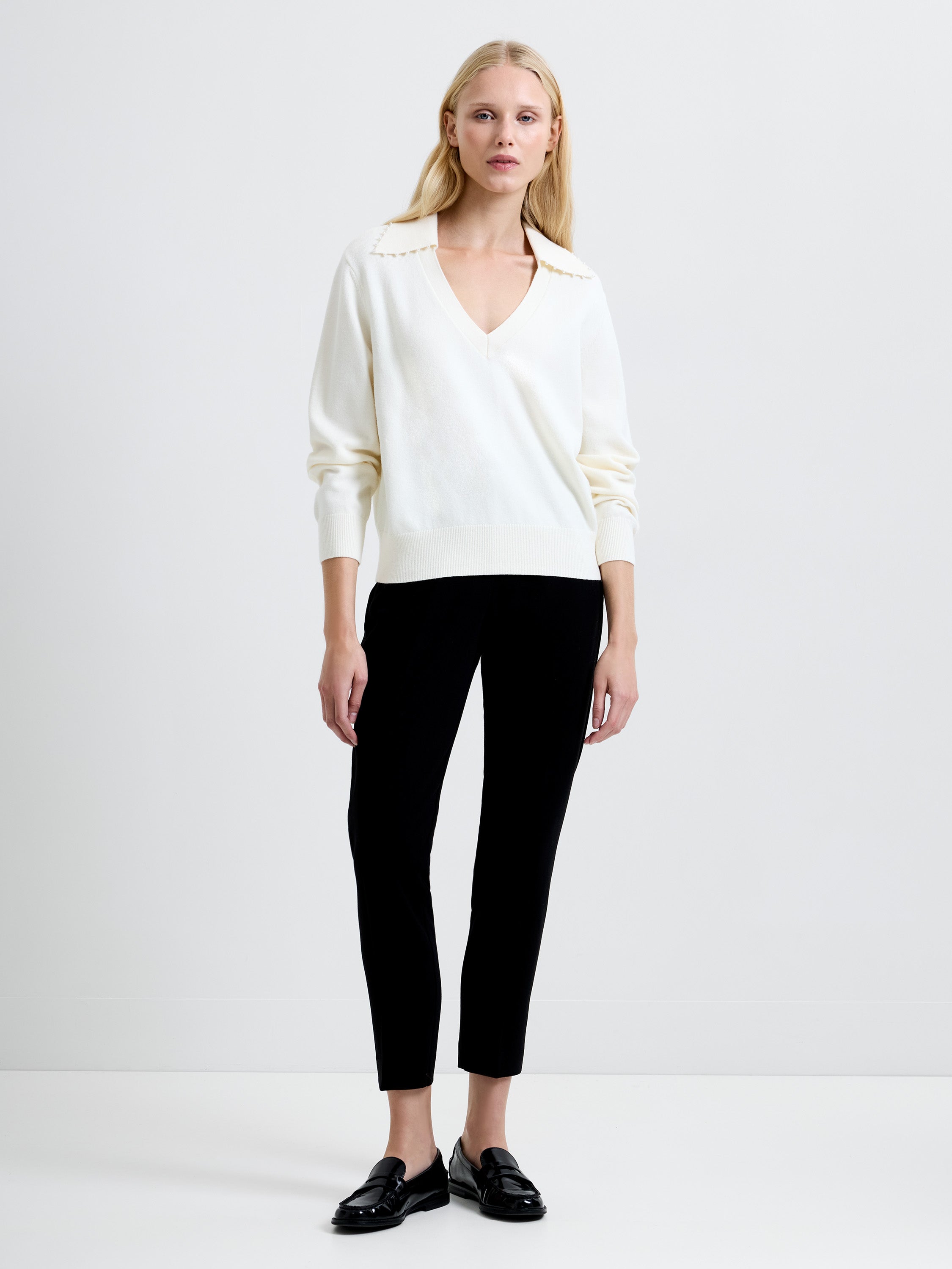 Sloane Knit Pearl V Neck Jumper