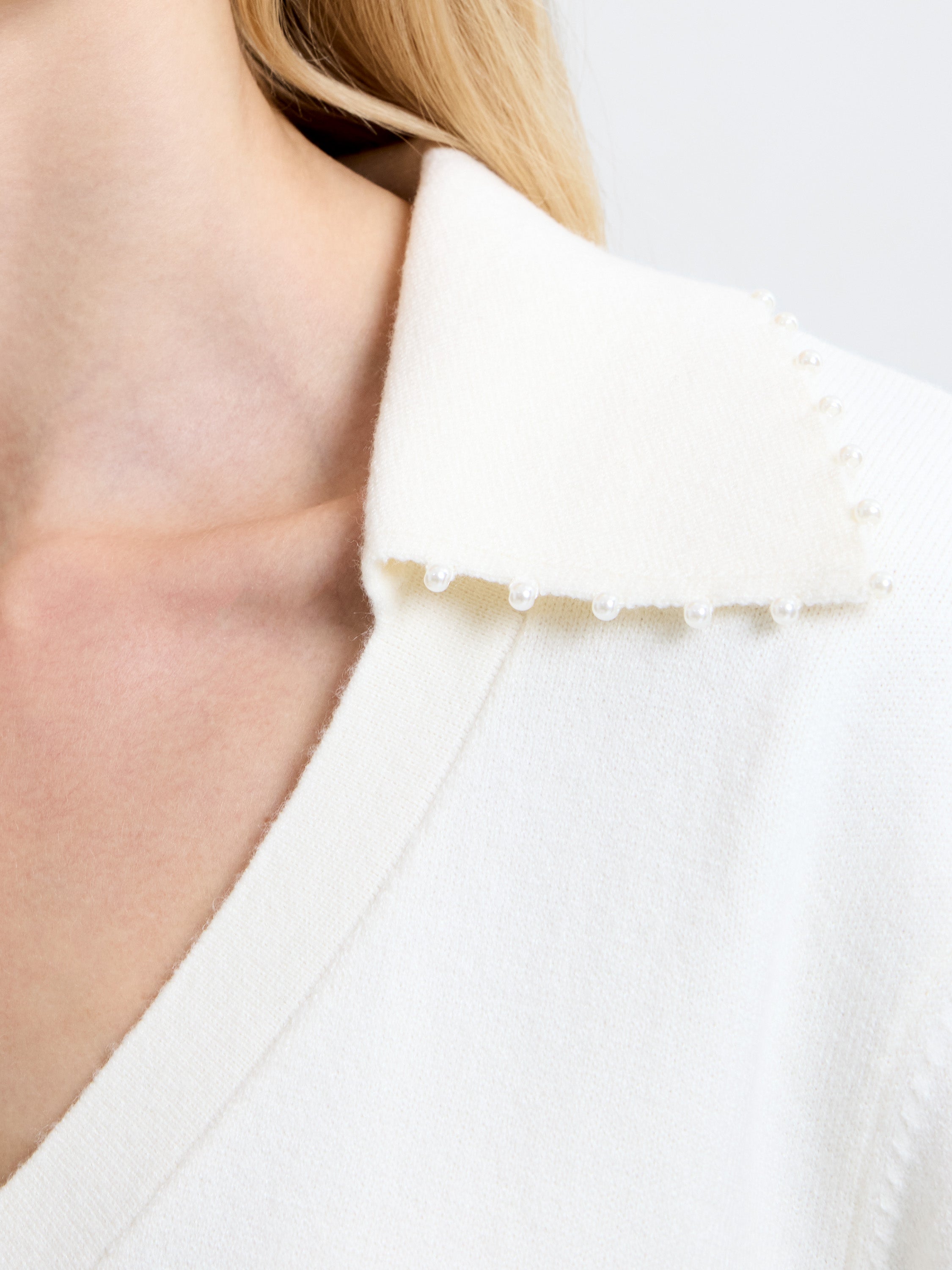 Sloane Knit Pearl V Neck Jumper