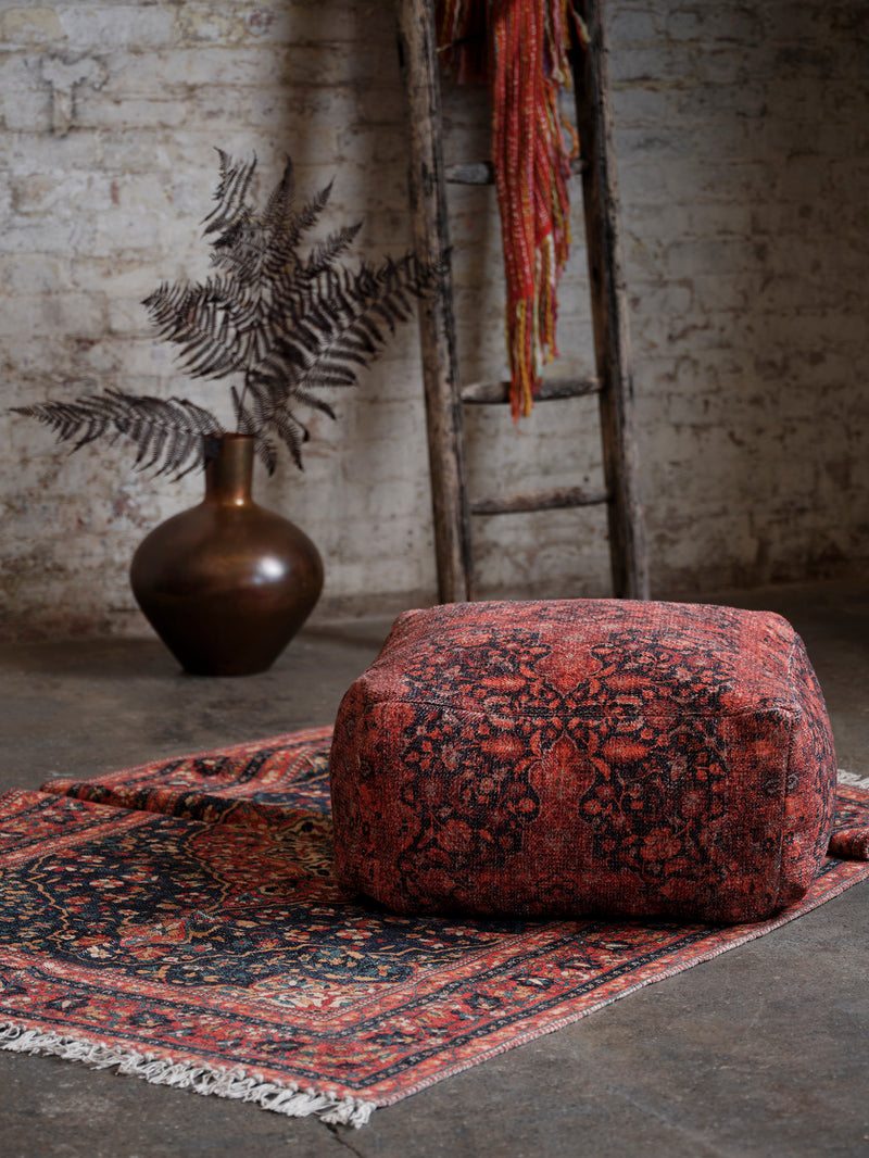 Valentina Pouffe