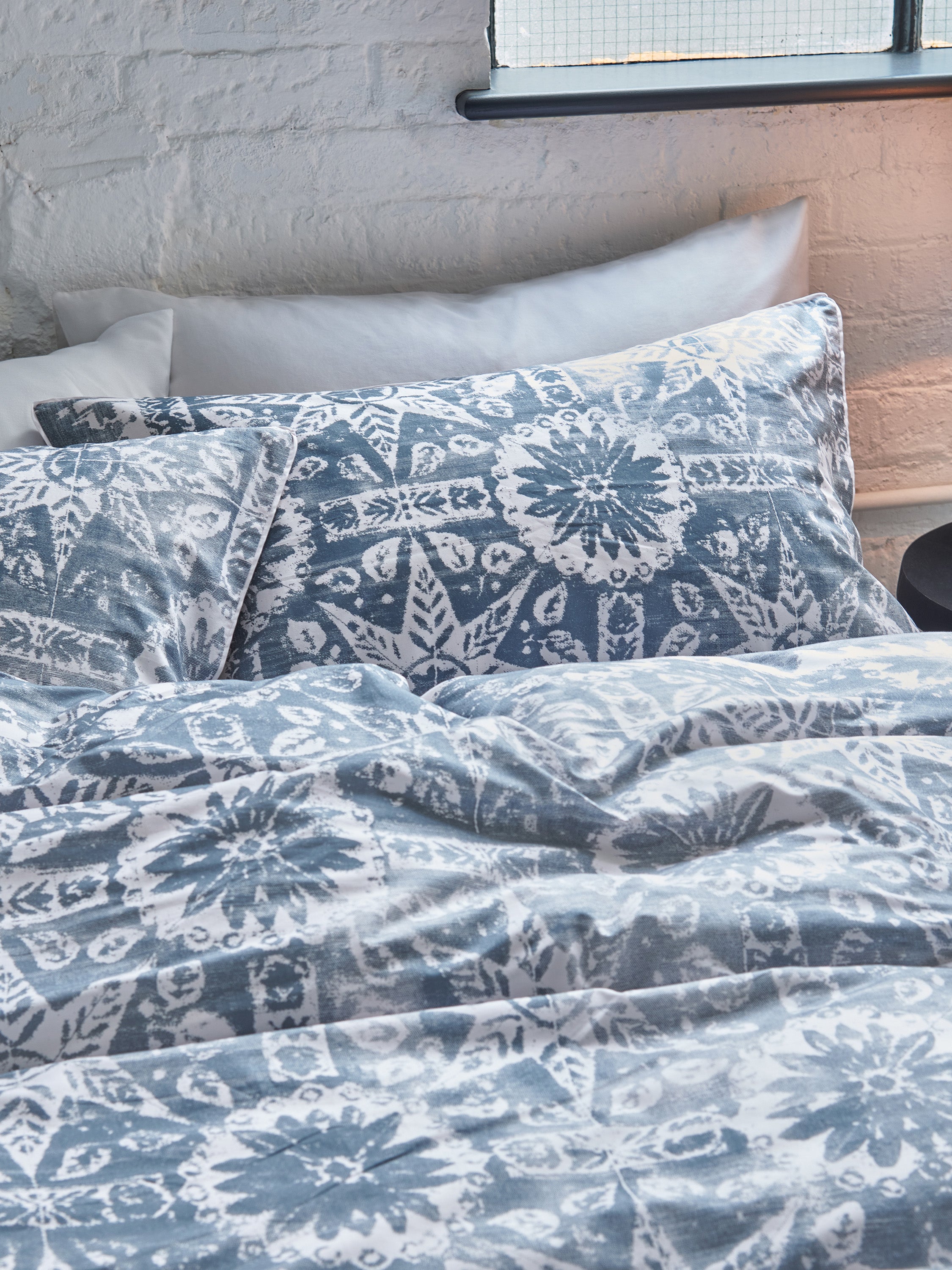 Aurora Reversible King Size Bedding Set