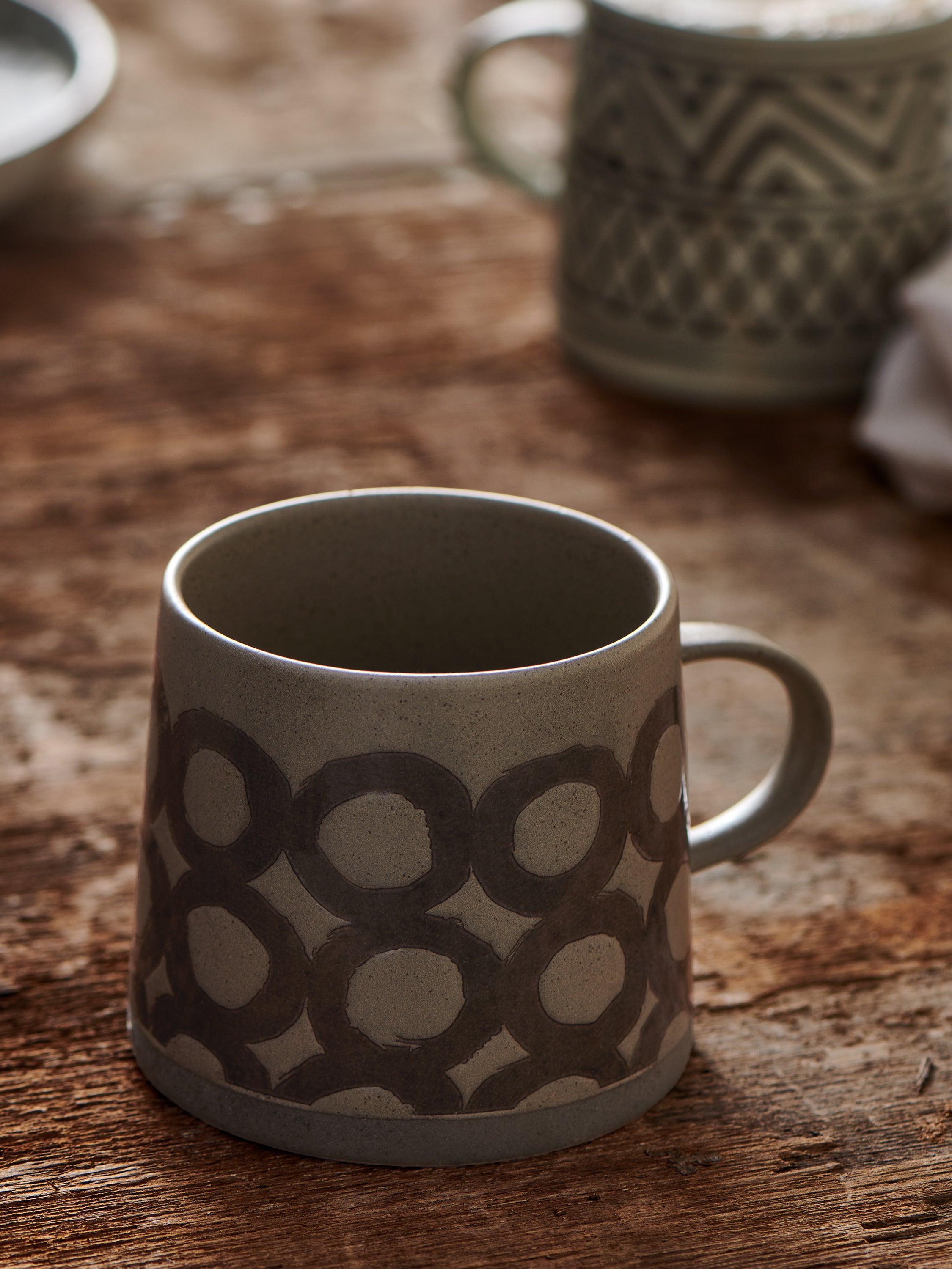 Circular Pattern Stoneware Mug