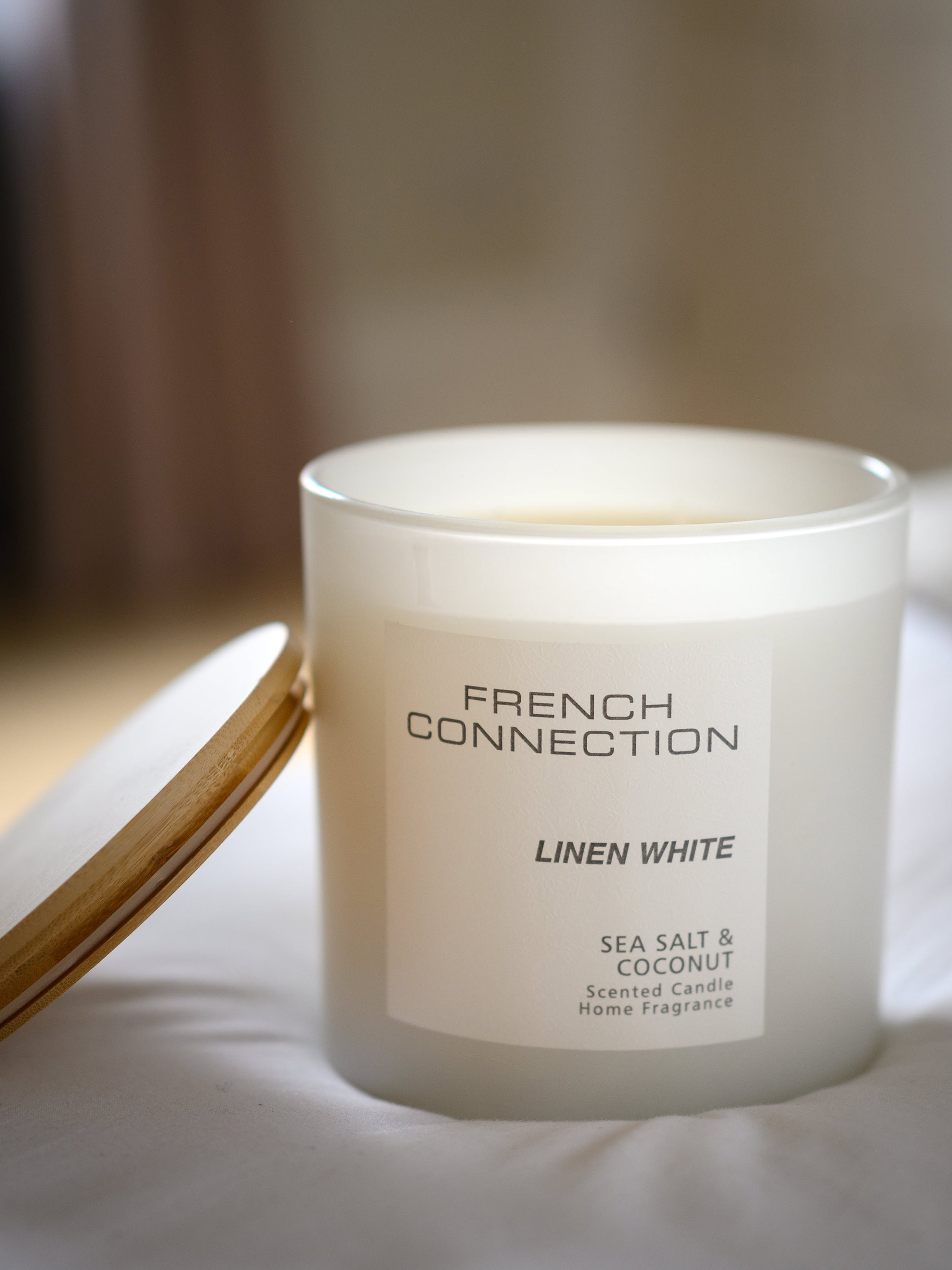 Linen White Serenity 200g Candle