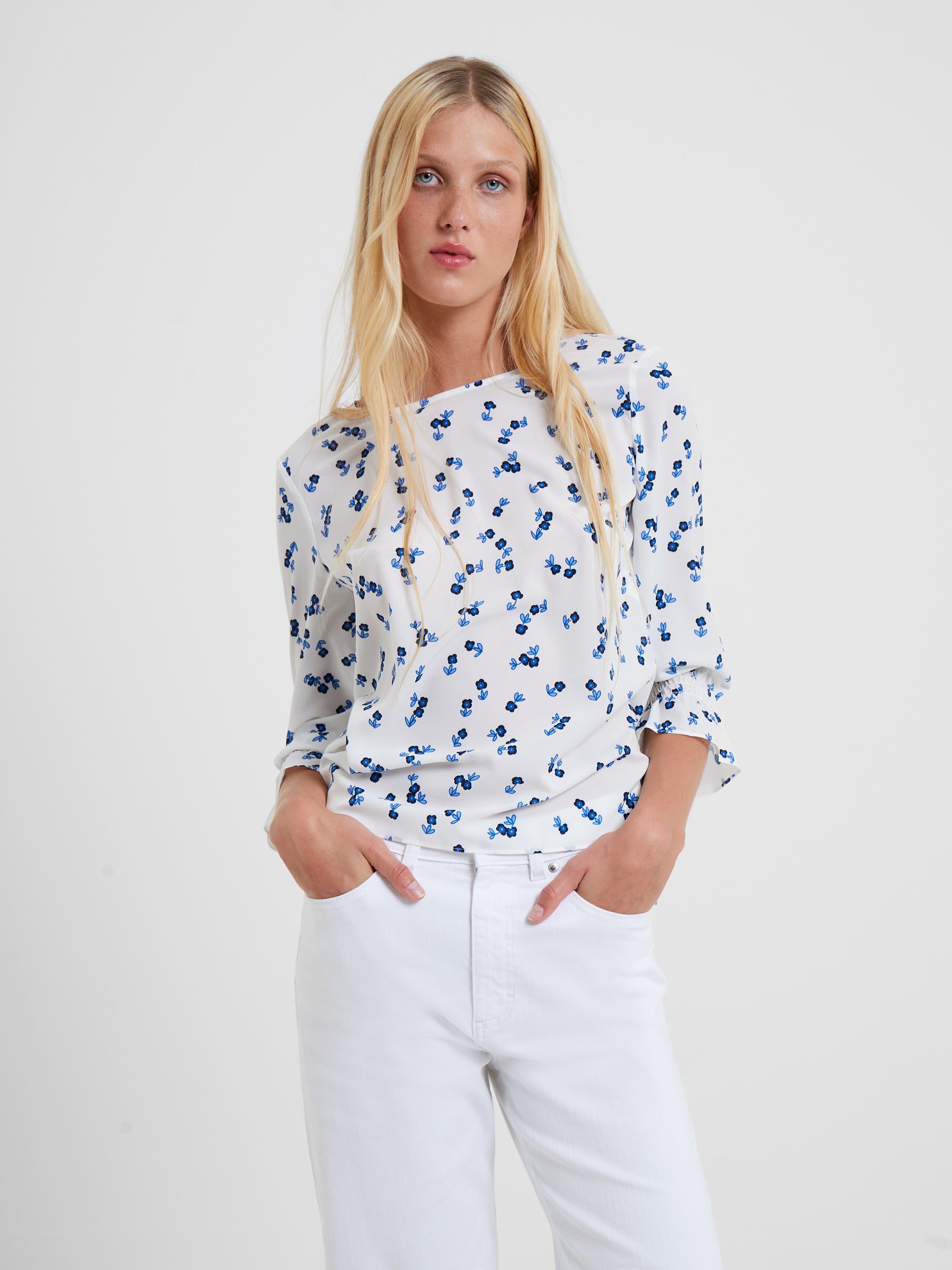 Betsy Crepe Light Top