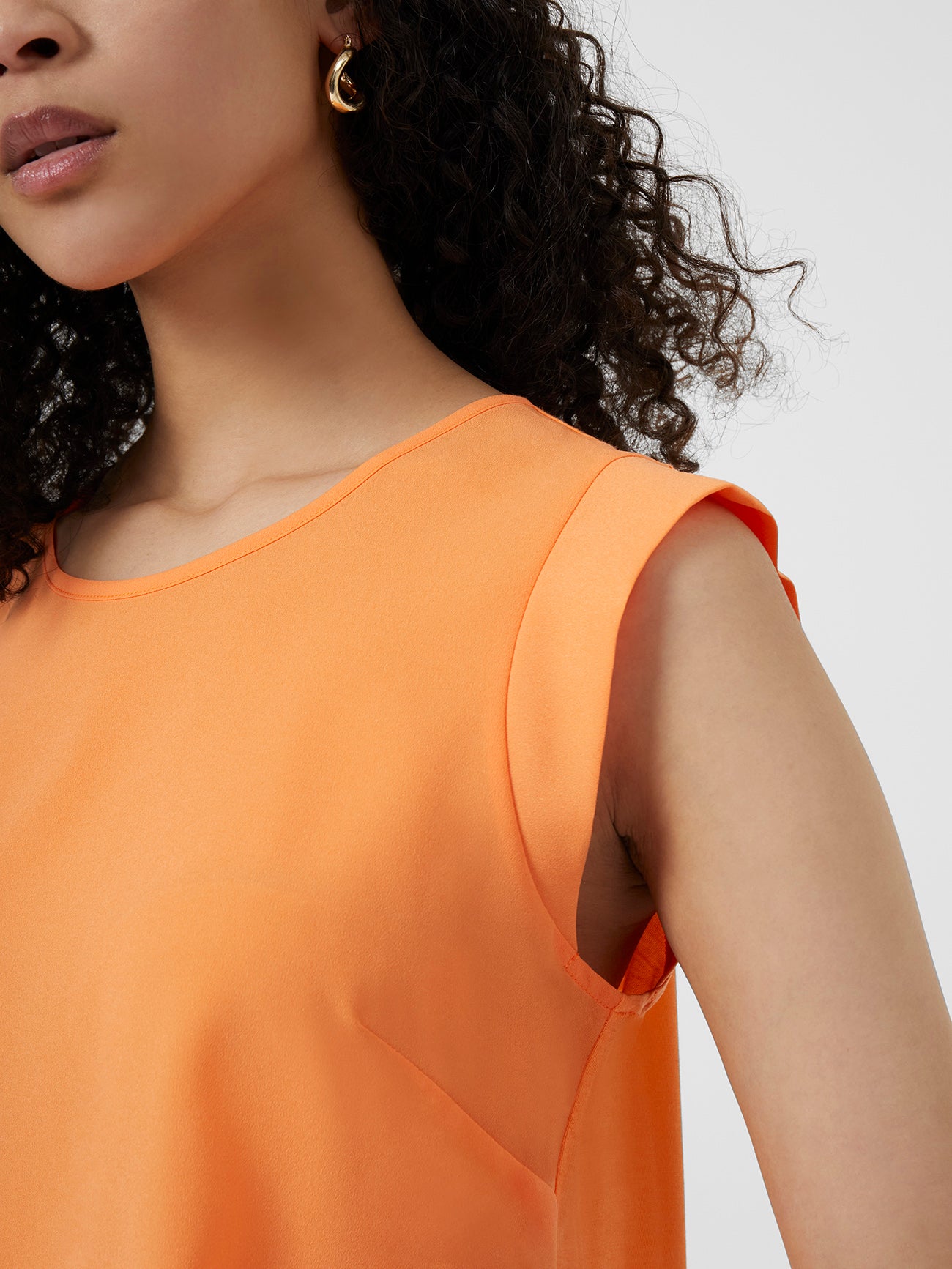 Crepe Light Capped Sleeve Top